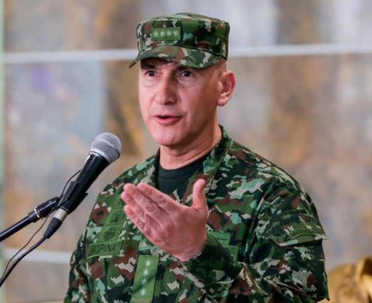 General, Luis Ospina