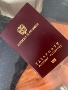 Cancilleria-anuncio-reduccion-en-costo-de-pasaportes