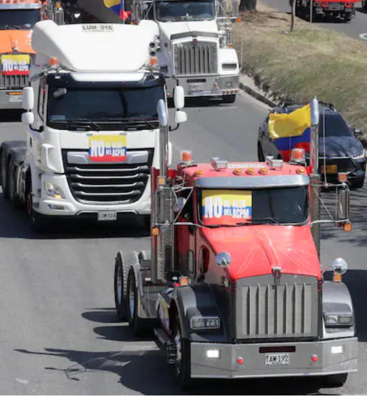 Petro-dice-a-camioneros-que-el-pais-no-se-dejara-bloquear.