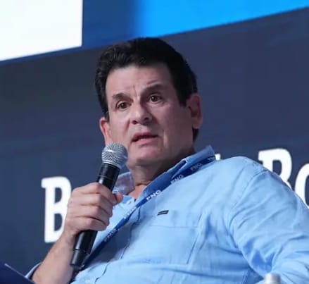 Luis-Carlos-Sarmiento-Gutierrez