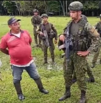 Civiles y militares en Guaviare