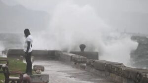 Jamaica en total emergencia por llegada de huracán Melissa