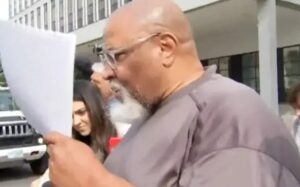 Cedric Lodge, ex gerente de mogue de Escuela de Medicina de Harvard