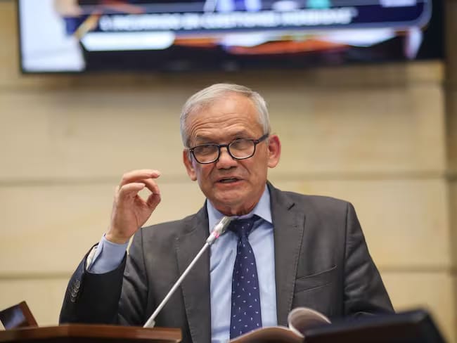 Carlos Ramón González