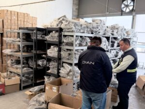 DIAN incautó 40.000 partes para vehículo