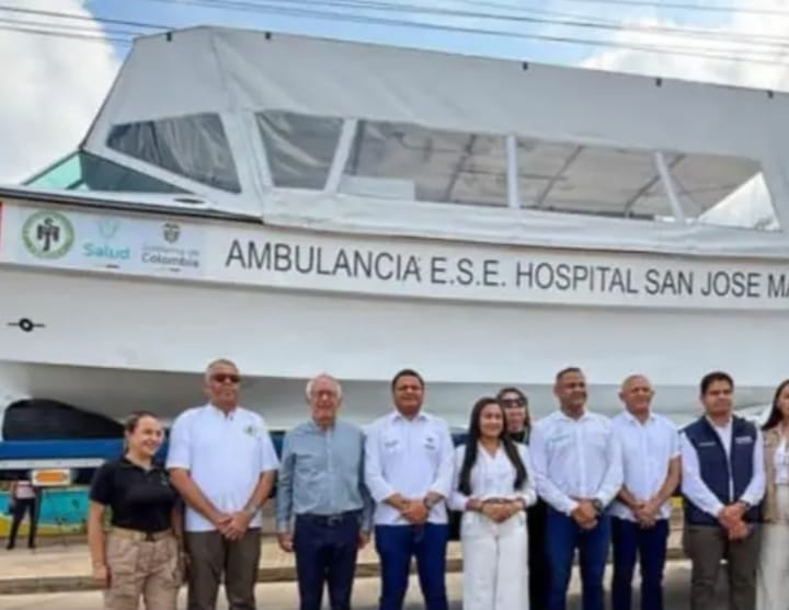 Lancha ambulancia entregada por MinSalud en Maicao