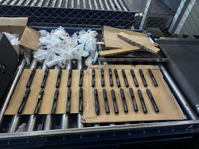 Partes de earmas de fuego incautadas