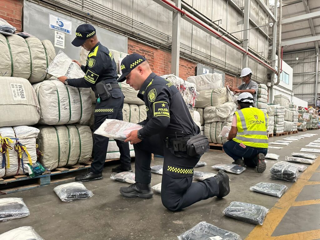 DIAN decomisó mercanías en Cali