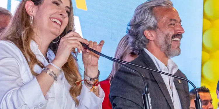 Valencia y Oviedo sellan alianza para las elecciones presidenciales