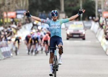 Harold Tejada gana etapa de la París-Niza 2026