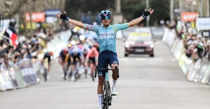 Harold Tejada gana etapa de la París-Niza 2026